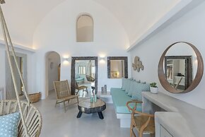 Kaleidoscope Imerovigli Suites