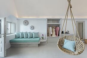 Kaleidoscope Imerovigli Suites