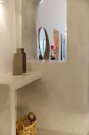 Kaleidoscope Imerovigli Suites