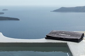 Kaleidoscope Imerovigli Suites