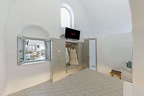 Kaleidoscope Imerovigli Suites