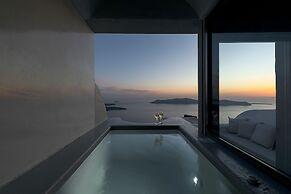 Kaleidoscope Imerovigli Suites