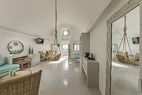 Kaleidoscope Imerovigli Suites