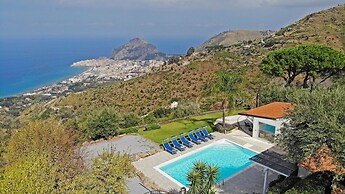 Villa Splendida 8 in Cefal