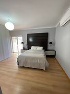 Charming 4-bed Villa in Quinta do Anjo, Palmela