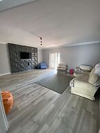 Charming 4-bed Villa in Quinta do Anjo, Palmela