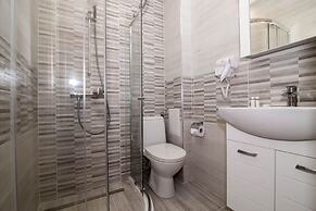 Brand New Apartment With Pool, gym and Playground