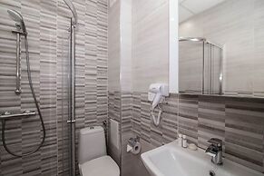 Brand New Apartment With Pool, gym and Playground