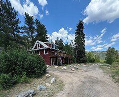 Pine Brook - 30 Nights Minimum Rental Only 4 Bedroom Cabin by RedAwnin