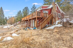 Pine Brook - 30 Nights Minimum Rental Only 4 Bedroom Cabin by RedAwnin