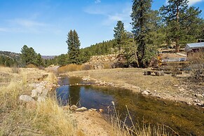 Pine Brook - 30 Nights Minimum Rental Only 4 Bedroom Cabin by RedAwnin