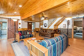 Pine Brook - 30 Nights Minimum Rental Only 4 Bedroom Cabin by RedAwnin