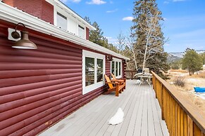 Pine Brook - 30 Nights Minimum Rental Only 4 Bedroom Cabin by RedAwnin