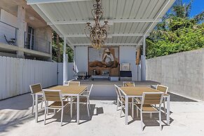 Viento Beach Lodge