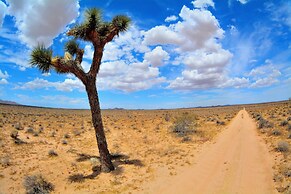 Unique off Grid Desert Retreat, California, USA