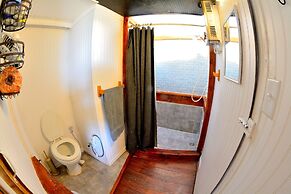 Unique off Grid Desert Retreat, California, USA