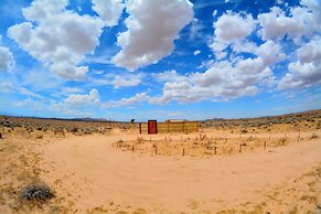 Unique off Grid Desert Retreat, California, USA