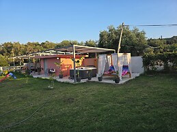 Riposo Studios and Apartments