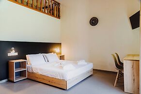 Riposo Studios and Apartments