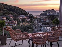 Natura Luxury Suites Parga