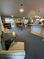 LKNZ Lodge & Cafe