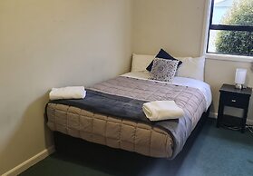 LKNZ Lodge & Cafe