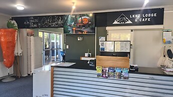 LKNZ Lodge & Cafe