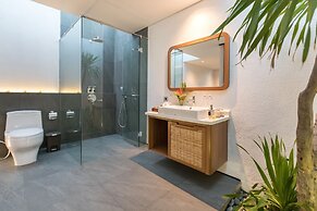 Fenosa Seminyak Villas by Nagisa Bali