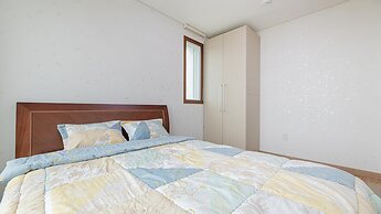 Samcheok Santorini Pension