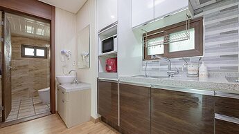 Samcheok Santorini Pension