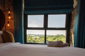 Bowers Mill Aparthotel