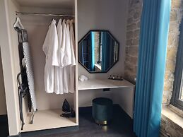 Bowers Mill Aparthotel