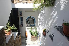 Sea View Studios Apartments