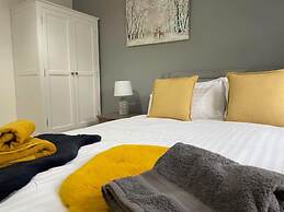 Stunning Beautiful 4-bed House in South Wales