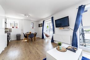 Homely 2-bed Apartment in London