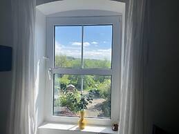 Lovely 2-bed Flat in Summerbridge, Harrogate