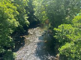 Lovely 2-bed Flat in Summerbridge, Harrogate