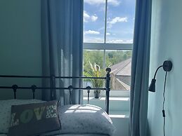 Lovely 2-bed Flat in Summerbridge, Harrogate