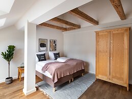 Schoenhouse Berlin City Street