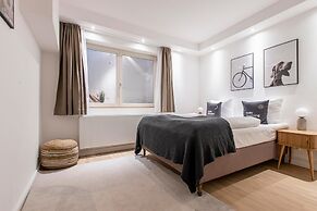 Schoenhouse Berlin City Street