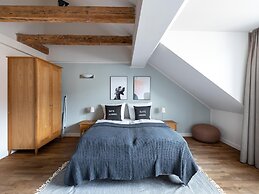 Schoenhouse Berlin City Street