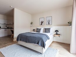 Schoenhouse Berlin City Street