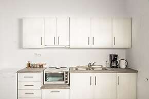 Salty Caves Apartments Milos