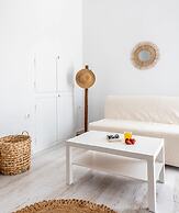 Salty Caves Apartments Milos