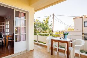 Rena's Hospitality Walk to the Beach 10' to Chania