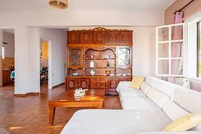 Rena's Hospitality Walk to the Beach 10' to Chania