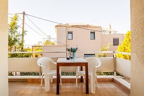 Rena's Hospitality Walk to the Beach 10' to Chania