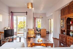 Rena's Hospitality Walk to the Beach 10' to Chania