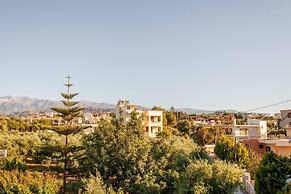 Rena's Hospitality Walk to the Beach 10' to Chania