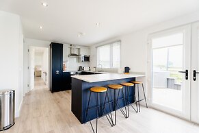 Castle View Chalet by Clonlum Cottages